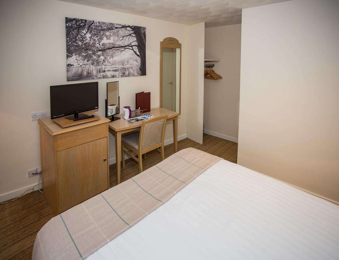 The Manor Guest House 치들 외부 사진